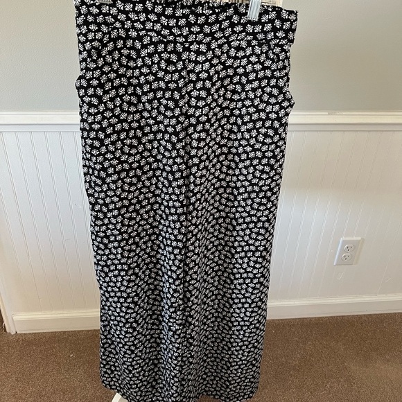 Max Studio Pants - Max Studio Baggie Boho Pants Size Medium